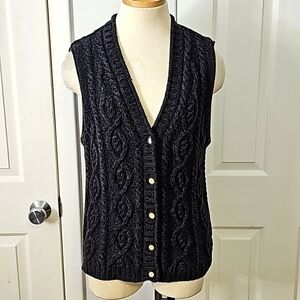 EDDIE BOUER, women's cable knit gray vest. Button down. Size large. 100% cotton